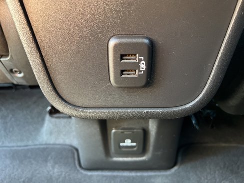 Used 2020 Chevrolet Equinox LT image 22