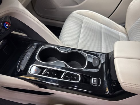 Certified 2023 Buick Envision Preferred image 19