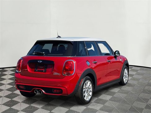 Used 2018 MINI Cooper S image 10