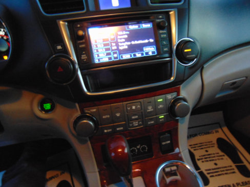 Used 2013 Toyota Highlander Limited image 13