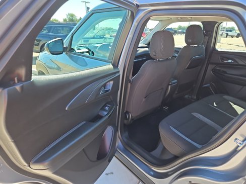 Used 2021 Chevrolet TrailBlazer LS image 9