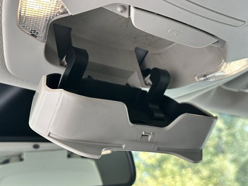 Used 2018 Ford Escape Titanium w/ Ford Safe & Smart Package image 24