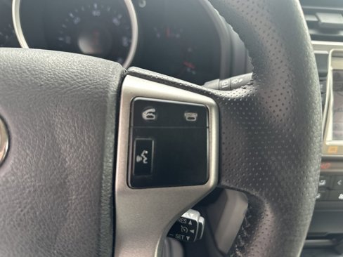 Used 2011 Toyota 4Runner SR5 image 13