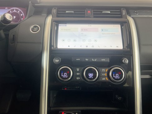 Used 2018 Land Rover Discovery HSE image 25