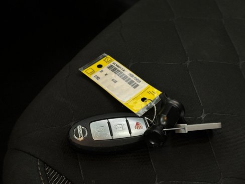 Used 2020 Nissan Kicks S image 29