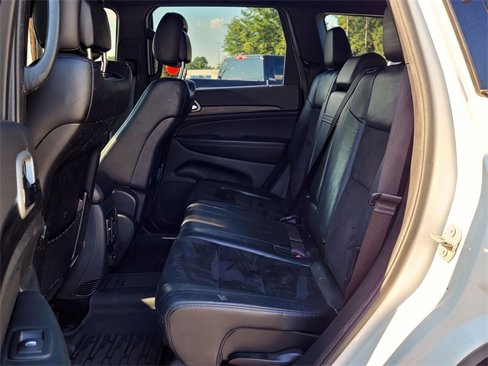 Used 2021 Jeep Grand Cherokee Laredo X image 11