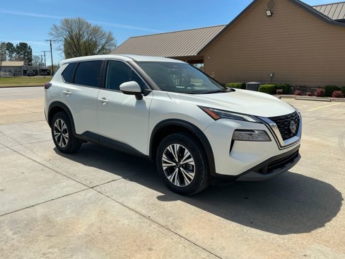 Used 2023 Nissan Rogue SV image 7