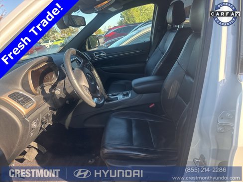 Used 2016 Jeep Grand Cherokee Limited w/ Luxury Group II image 2
