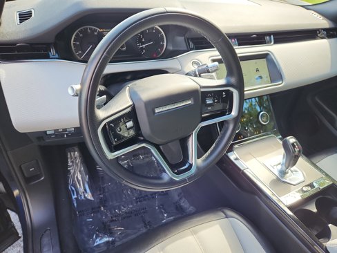 Used 2022 Land Rover Range Rover Evoque R-Dynamic S image 15