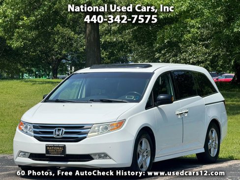 Used 2011 Honda Odyssey Touring image 1