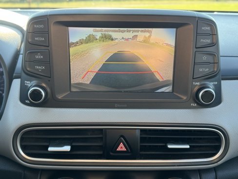 Used 2021 Hyundai Kona SE image 17