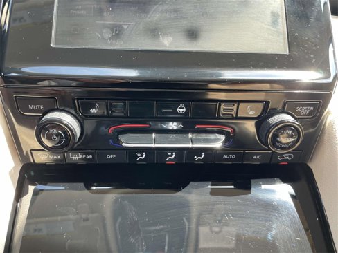 Used 2022 Jeep Grand Cherokee Limited image 29