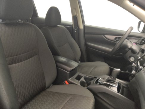 Used 2020 Nissan Rogue S image 21