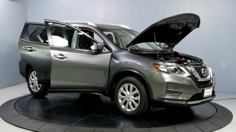 Used 2017 Nissan Rogue S w/ S Appearance Package image 16
