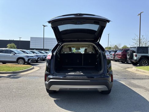Used 2022 Ford Edge SEL w/ Convenience Package image 15