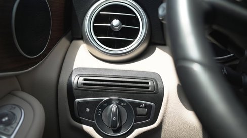 Certified 2022 Mercedes-Benz GLC 300 4MATIC w/ Premium Package Lite image 26