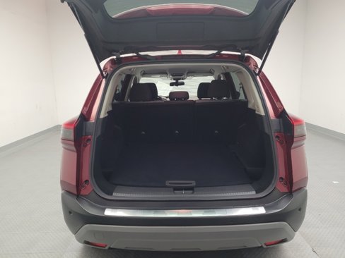 Used 2021 Nissan Rogue SV image 29