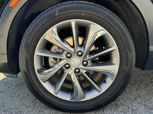 Used 2021 Buick Encore GX Essence w/ Advanced Technology Package image 10