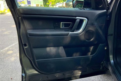 Used 2019 Land Rover Discovery Sport HSE image 20