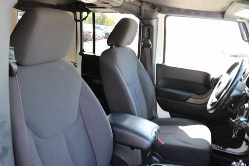 Used 2015 Jeep Wrangler Unlimited Sport w/ Max Tow Package image 19