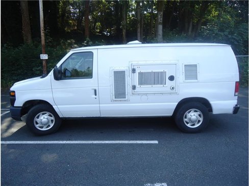 Used 2013 Ford E-250 and Econoline 250 image 9
