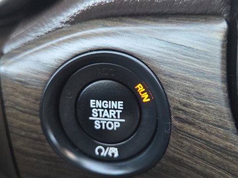 Used 2020 Jeep Grand Cherokee Overland image 21