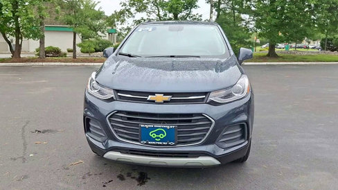 Certified 2022 Chevrolet Trax LT w/ LT Convenience Package image 3