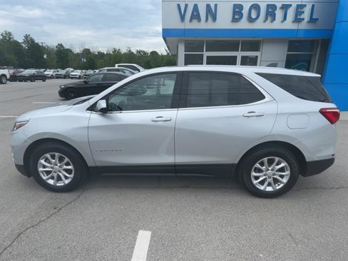 Certified 2020 Chevrolet Equinox LT w/ Driver Convenience Package image 5