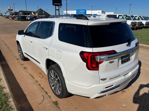 Used 2022 GMC Acadia Denali w/ Denali Technology Package image 5