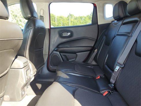 Used 2018 Jeep Compass Latitude image 14
