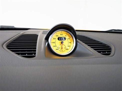 Used 2014 Porsche 911 Carrera 4 w/ Sportdesign Package image 15