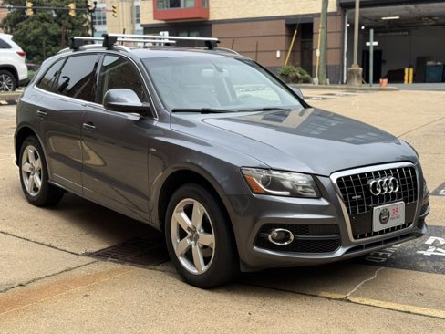 Used 2012 Audi Q5 3.2 Prestige w/ Prestige Pkg image 4