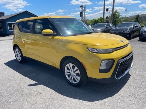 Used 2020 Kia Soul LX image 3
