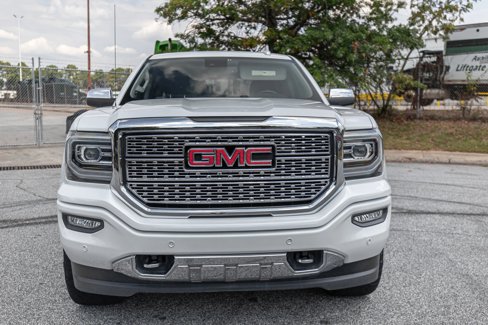 Used 2018 GMC Sierra 1500 Denali w/ Denali Ultimate Package image 2