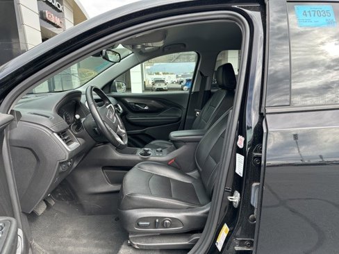 Used 2024 GMC Terrain SLT image 10