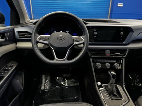Used 2023 Volkswagen Taos SE image 27