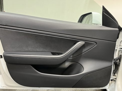 Used 2018 Tesla Model 3 Long Range image 11