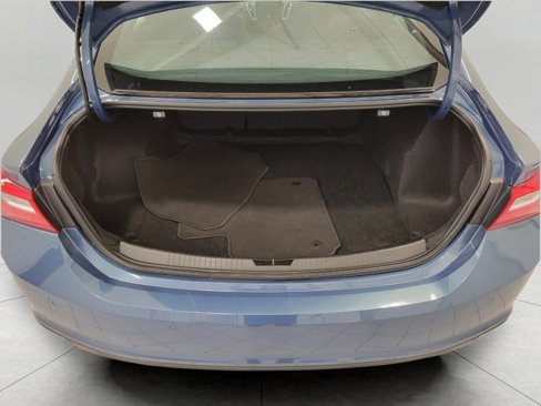 Used 2024 Chevrolet Malibu LT image 14