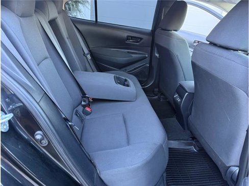 Used 2023 Toyota Corolla LE image 30