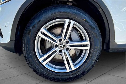 Used 2021 Mercedes-Benz GLC 300 4MATIC image 10
