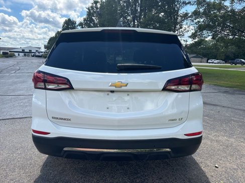 Used 2024 Chevrolet Equinox LT image 4