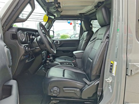 Used 2023 Jeep Wrangler Unlimited Sahara image 17
