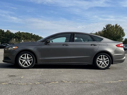 Used 2013 Ford Fusion SE image 6