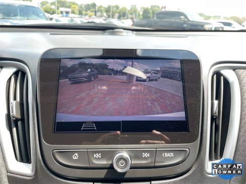 Used 2021 Chevrolet Malibu LS image 19