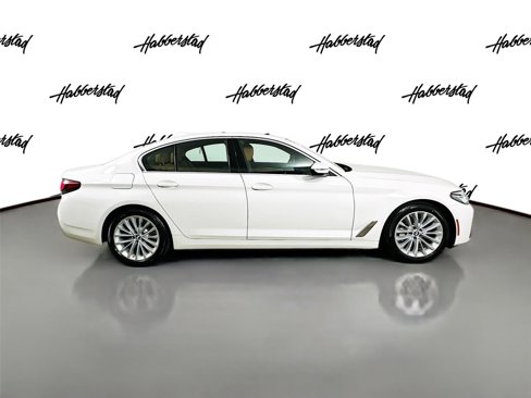 Used 2022 BMW 530i xDrive w/ Convenience Package image 4