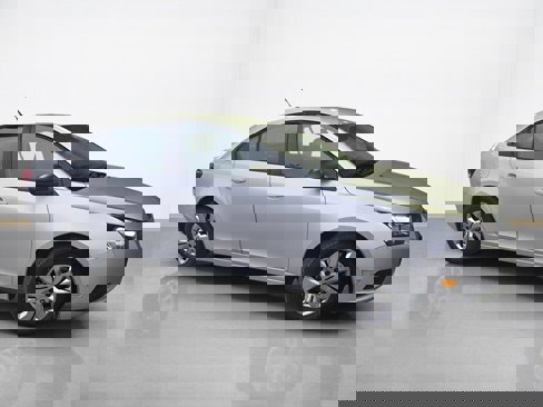 Used 2014 Chevrolet Cruze LS image 2