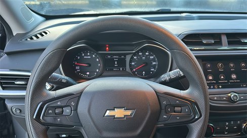 Used 2021 Chevrolet TrailBlazer LS image 16