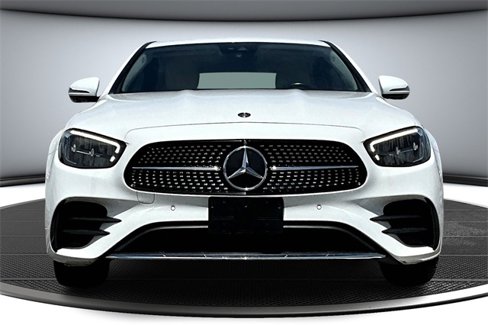 Used 2021 Mercedes-Benz E 350 4MATIC Sedan w/ Premium Package image 2