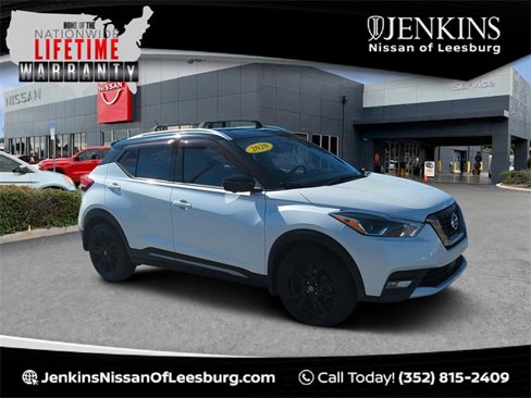 Certified 2020 Nissan Kicks SR w/ Exterior Package image 1