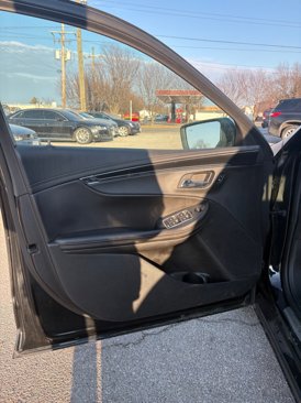 Used 2016 Chevrolet Impala LTZ image 12